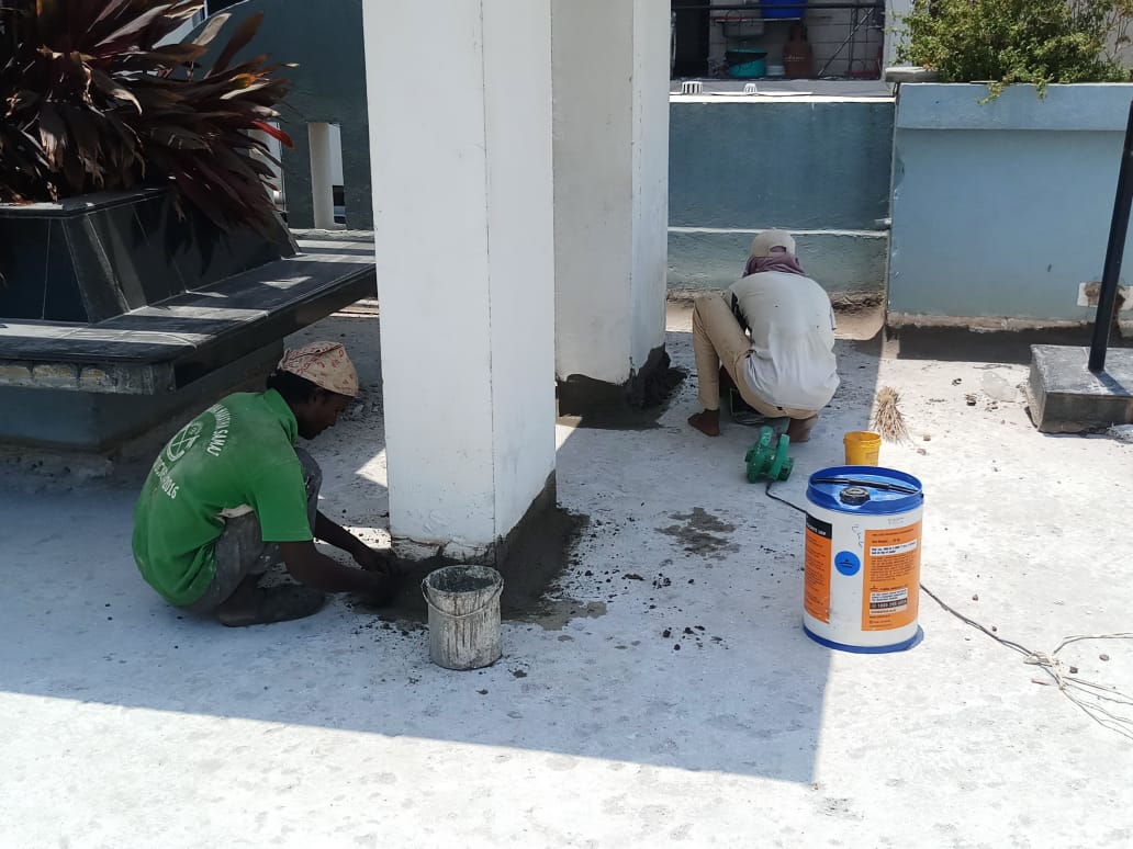 Wall crack sealing and seepage repair work